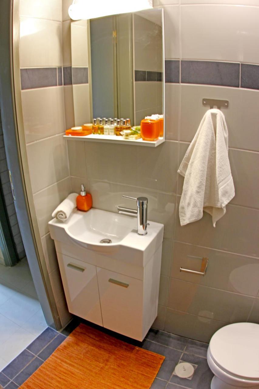 Stylish City Center Garden Apartment Афины Экстерьер фото