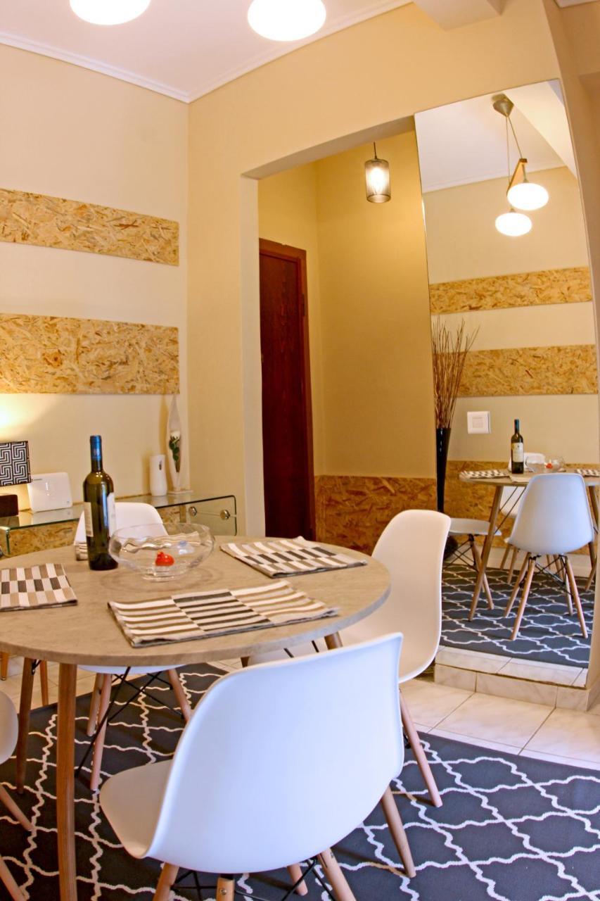 Stylish City Center Garden Apartment Афины Экстерьер фото